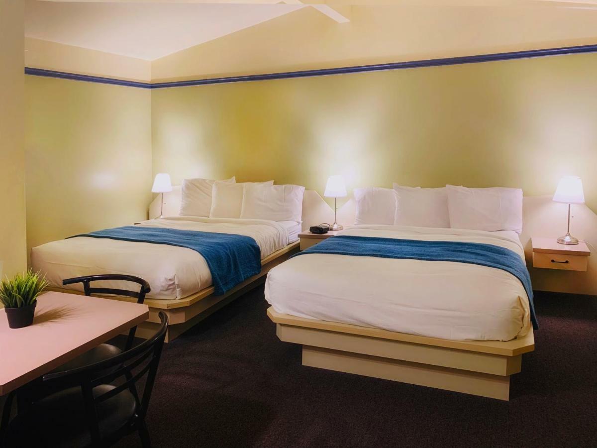Motel La Cheminee Saint-Jerome Eksteriør billede